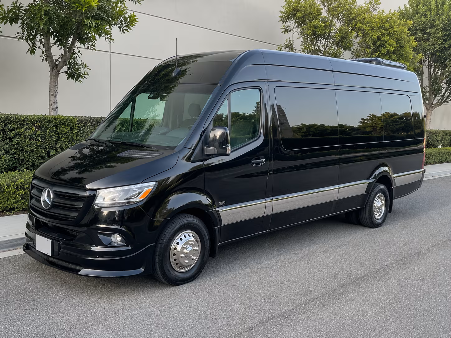 find the perfect transportation for your next corporate event 4